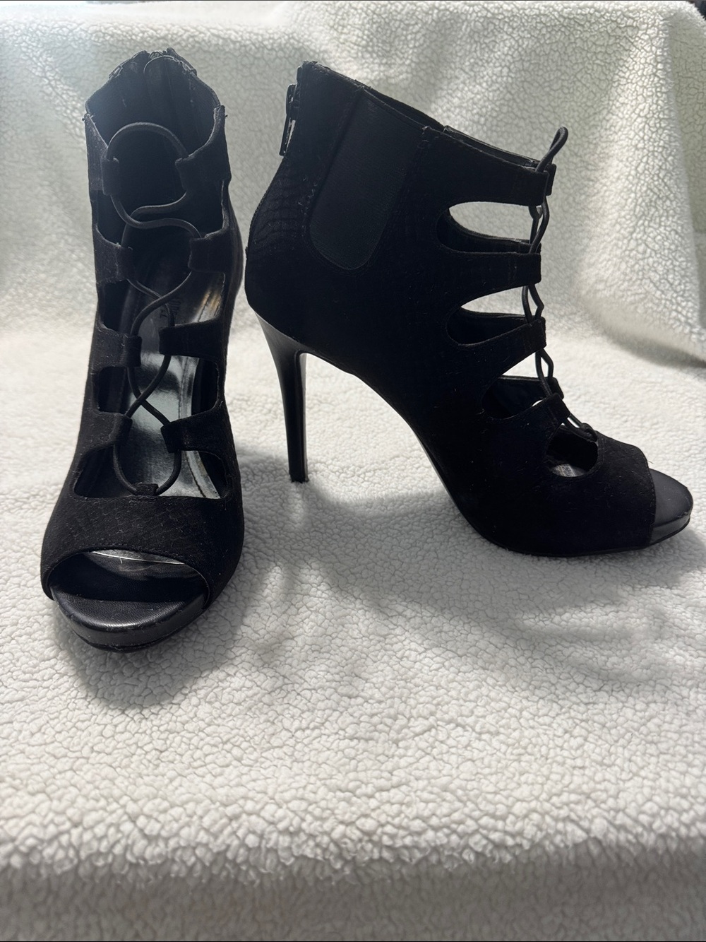 Jennifer Lopez Black Lace-Up Peep Toe Heels